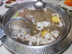 -左庭右院鲜牛肉火锅(浦江欢乐颂店)