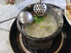 -鲁朗纳麦石锅鸡庄园