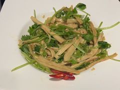 -高第街56号餐厅(美莲广场店)