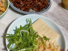 薄脆京酱肉丝-小吊梨汤·北京菜·烤鸭(鸟巢店)