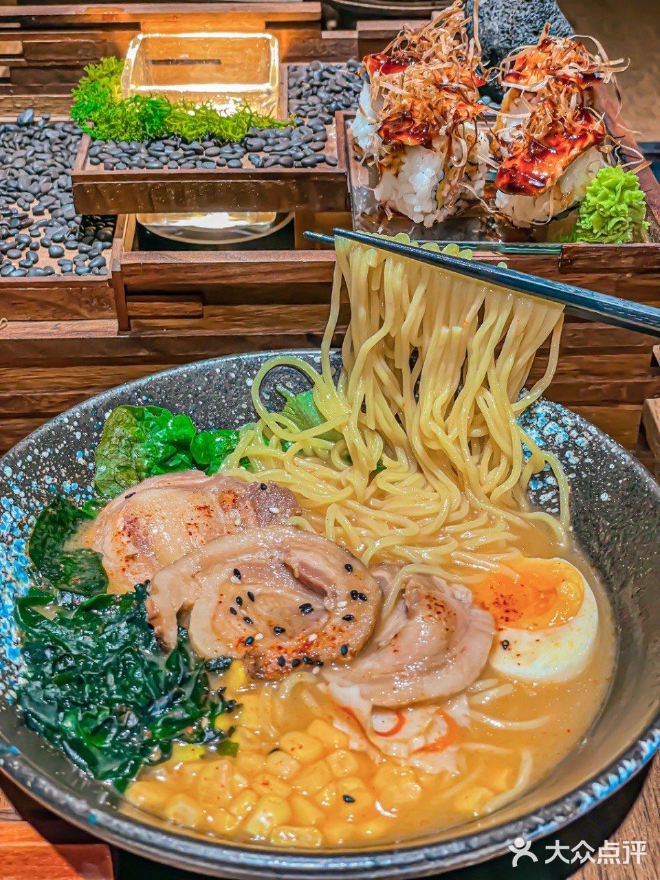 氛围感满满的精致日料