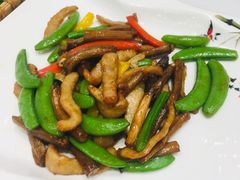 烧汁茶树菇蒜香肉-稻香酒家·33年老字号·港式粤菜(富邦中心店)