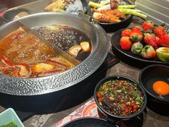 -一绪に和牛寿喜烧(罗湖益田假日店)