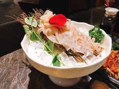 -佬土鹅肠火锅(解放路店)