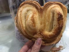 蝴蝶酥-国际饭店·帆声西饼屋(黄河路店)