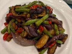 长豆角烧茄子-黄家饺子东北特色菜馆(湖滨商业街店)