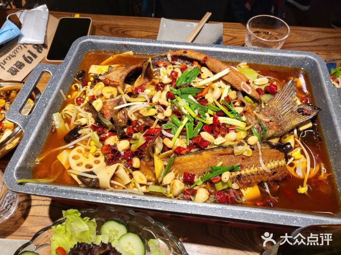 1819餐厅·团队聚餐·烤串·精酿1819烤鱼图片