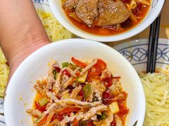 -李与白包子铺(桐梓林店)