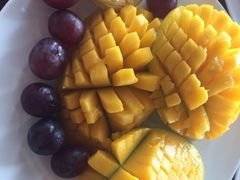 -荣誉国际酒店-云顶旋转餐厅