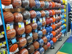 -迪卡侬(西三旗店)
