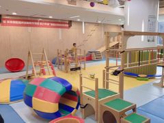 -亲亲袋鼠托育早教·思维专注力·棕熊英语(鼓楼恒力城店)