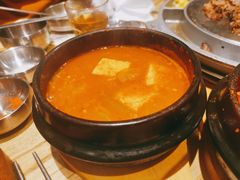 泡菜汤-姜虎东白丁烤肉(苏州中心店)