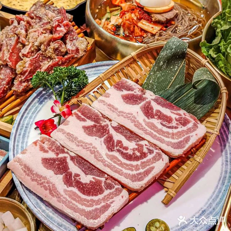 人均不到70就能吃上的超高性价比韩式烤肉确定不来吗？