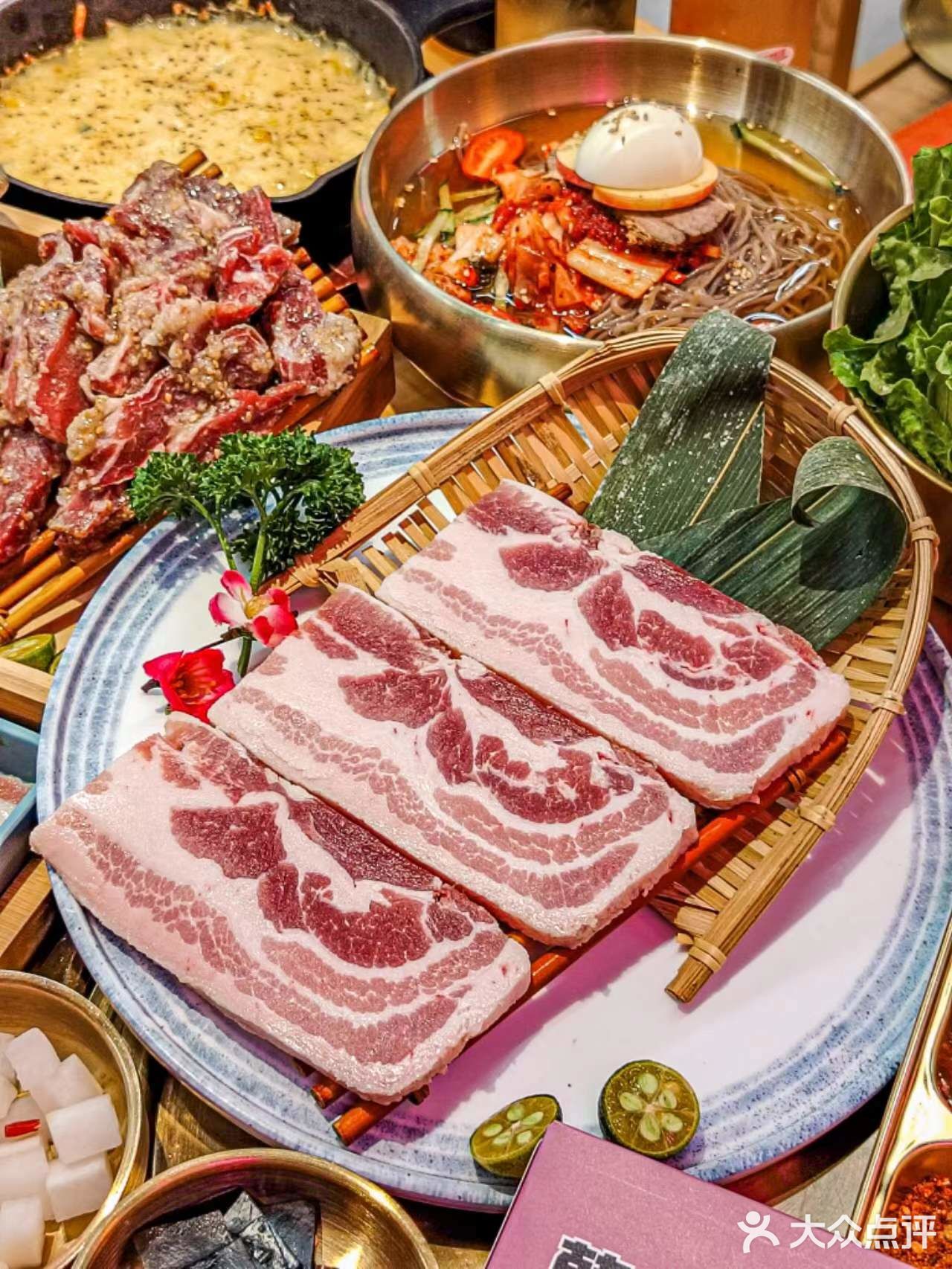 人均不到70就能吃上的超高性价比韩式烤肉确定不来吗？