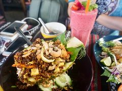 -Tikky Cafe