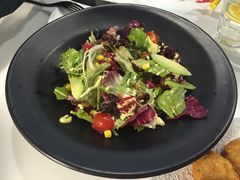 威特招牌沙拉-威克特披萨汉堡