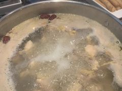 -一席地·本地鸡窝·杭帮鸡火锅(萧山银隆百货店)