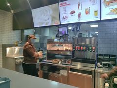 -汉堡王(梅村服务区南店)