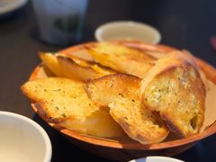 法式面包-大头虾越式风味餐厅(光明广场店)