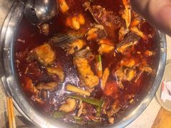 -肖肖酸萝卜鱼火锅(总店)