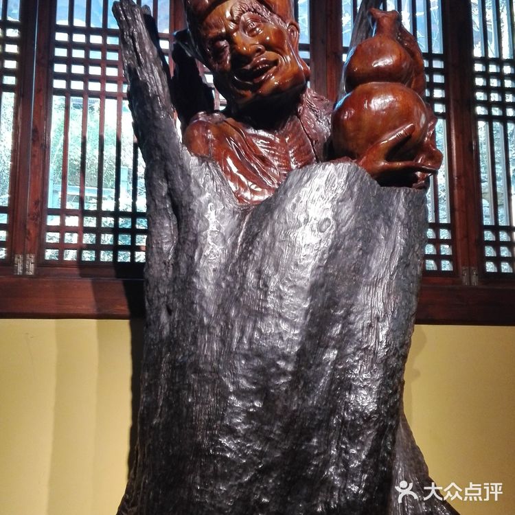 法国已开始从中国采购急需的口罩