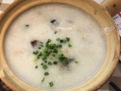 -新大咀港式茶餐厅(宝山万达店)