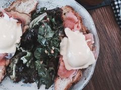 -ROAST coffee & eatery