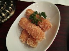 -香格里拉鱼跃地中海西餐厅·牛排披萨