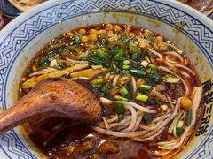 -魔都三兄弟酸辣粉·蘸卤炸串(虹桥万科店)