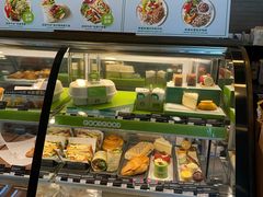 -星巴克臻选(深圳龙华红山天虹店)