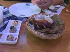 -皇冠自酿啤酒坊(中国红街5号楼店)