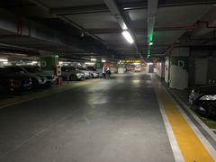 -万象城-停车场