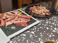 -黑牛の場烤肉(摩天活力城店)