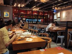 大堂-渝是乎酸菜鱼(龙旗购物中心店)