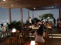 -广州柏悦酒店·悦吧·顶楼露天酒吧