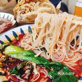 这家红油米线，好吃不得了！