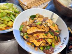 -富正毅三下锅·湘西韵味(天门山索道店)