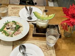 -Mark&Mars Restaurant
