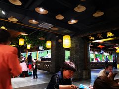 -艳阳天民俗村(公园路店)