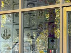 -童画美术教育连锁机构(滨江校区)