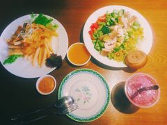 -JINNS锦时 steak&pizza(浸信会礼拜堂旧址店)