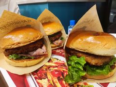 安格斯牛肉芝士堡-魏家凉皮(祈年大厦店)