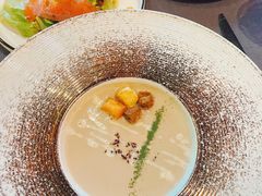 -YUE·6·西式融合餐厅(外滩六号店)