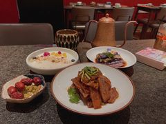 凉拌牛腱肉-丝路金桃·新疆菜(徐汇店)