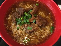 -滋味满屋美食坊(上海街店)