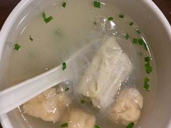 油豆腐百叶粉丝汤-东泰祥生煎馆(陕西南路店)