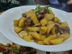 -洪姐川菜东北菜铁锅炖(天生丽街店)