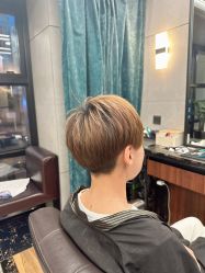 -Z.X HAIR SALON张新美业