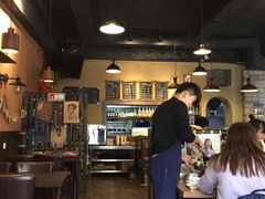 大堂-青松大叔的店(东财店)