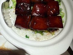 红烧肉焖饭-新白鹿餐厅(金鹰新街口店)